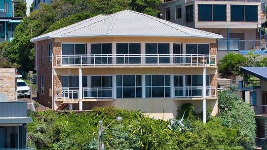 This property at 746 Pacific Pde, Currumbin, sold for $10.125m.