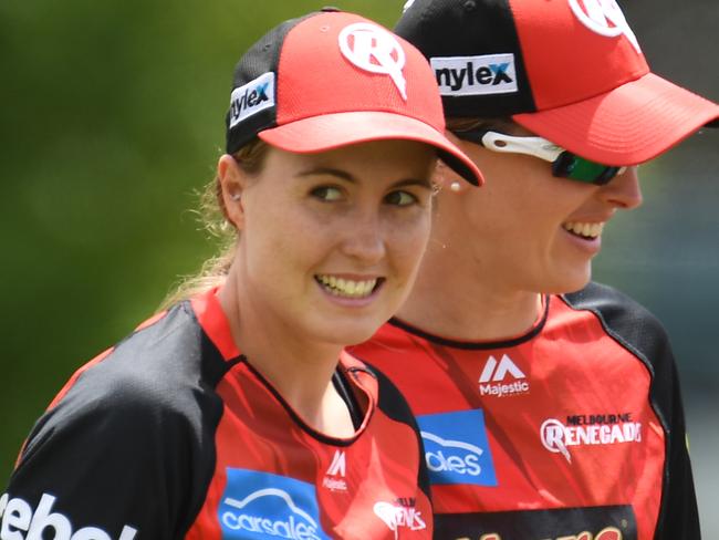 Tayla Vlaeminck of the Renegades reacts as Grace Harris of the Heat is caught out during the Women's Big Bash League (WBBL) match between the Melbourne Renegades and the Brisbane Heat at the Geelong Cricket Ground in Geelong, Sunday, December 16, 2018. (AAP Image/Julian Smith) NO ARCHIVING, EDITORIAL USE ONLY, IMAGES TO BE USED FOR NEWS REPORTING PURPOSES ONLY, NO COMMERCIAL USE WHATSOEVER, NO USE IN BOOKS WITHOUT PRIOR WRITTEN CONSENT FROM AAP