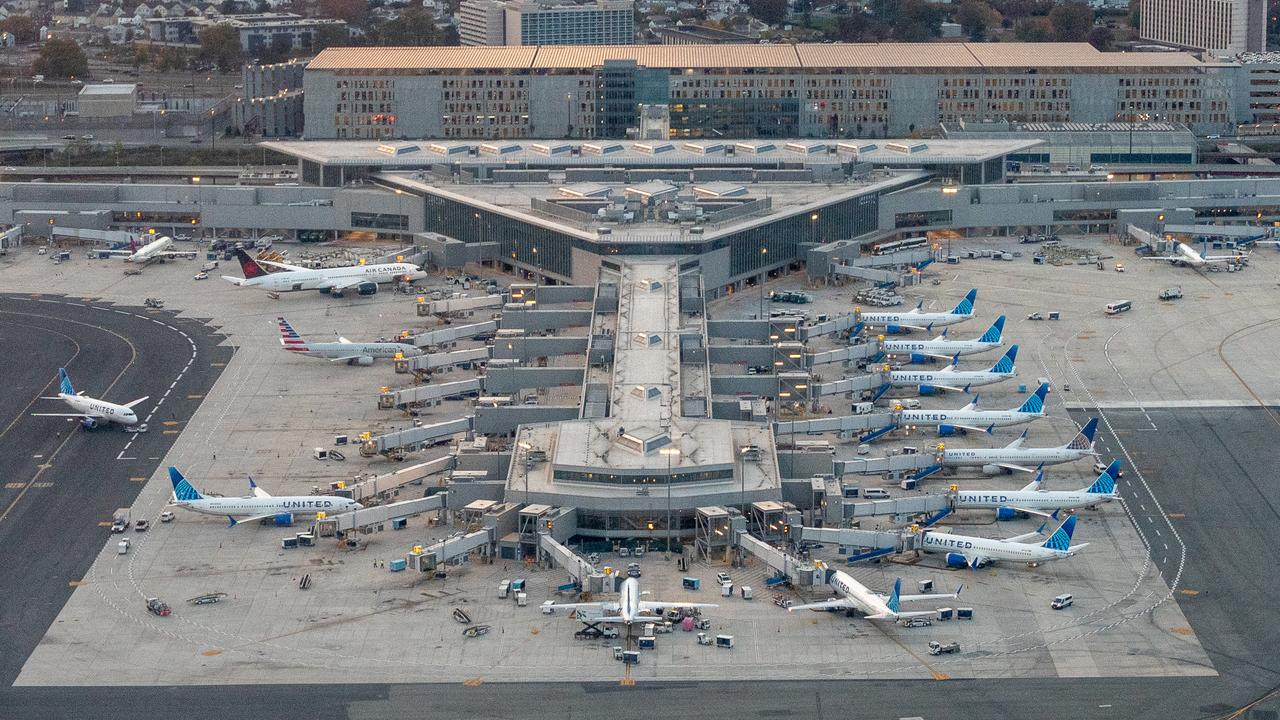 Newark Airport in New Jersey has a huge shortage of air control staff, and its control tower is set to be manned by just one qualified controller and a trainee on Monday night local time. Picture: iStock