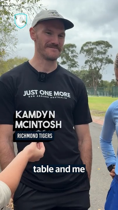 Kamdyn McIntosh joins sister Brooke on her run around Australia