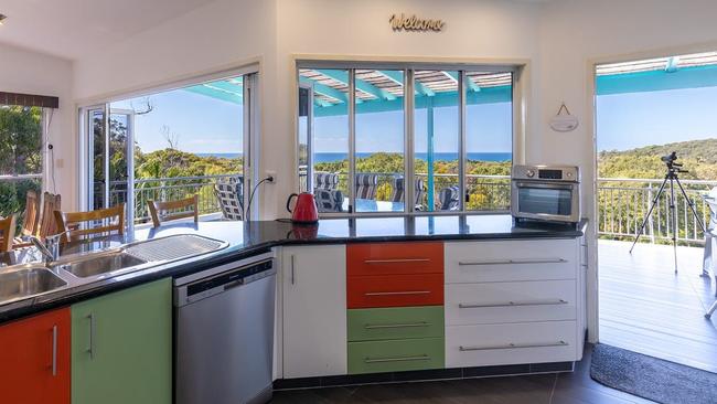 51 Captain Cook Drive, Agnes Water, has sold for $1.55 million. Picture: realestate.com.au