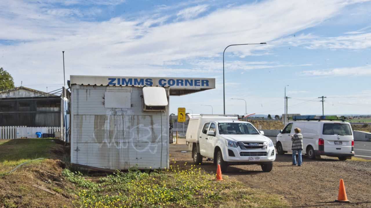 Olga Marr's Zimms corner service station. Building broken into and set alight . Thursday, 13th Jun, 2019. Picture: Nev Madsen