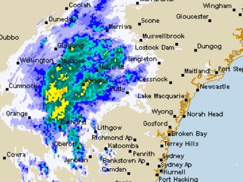 A wall of rain is heading toward Sydney. Picture: BOM