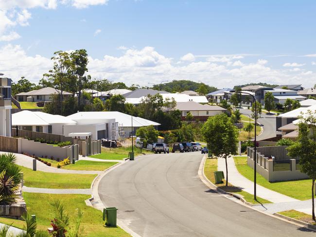 Suburban australian street during the day, generic housing, real estate