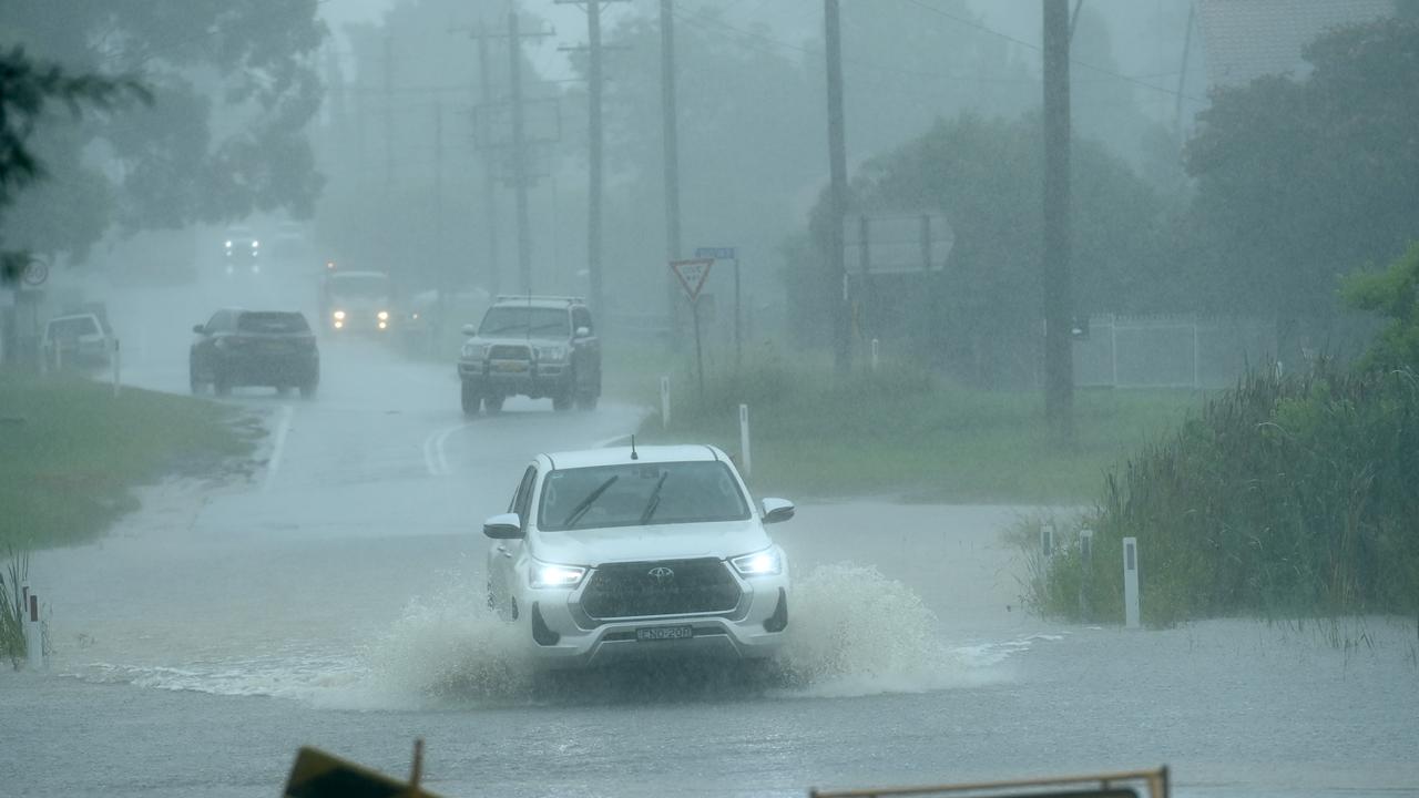 The floods are set to worsen today. Picture: NCA NewsWire / Jeremy Piper