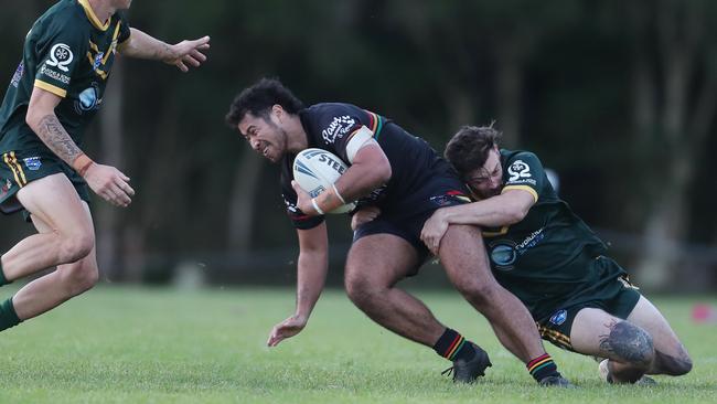 Berkeley Vale v Wyong at Ted Doyle Oval. Picture: Sue Graham