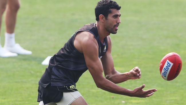 Marlion Pickett in action during a Richmond Tigers training session at Punt Road Oval in Melbourne, Monday, January 13, 2020. (AAP Image/David Crosling) NO ARCHIVING