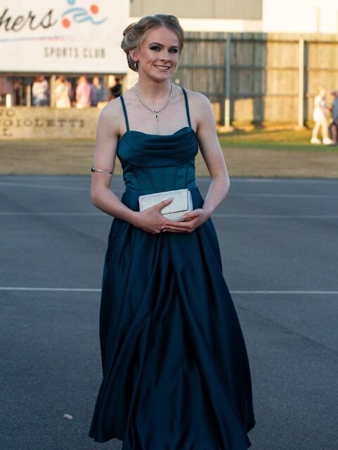 Ella Smith at the 2023 Bundaberg State High School Formal.