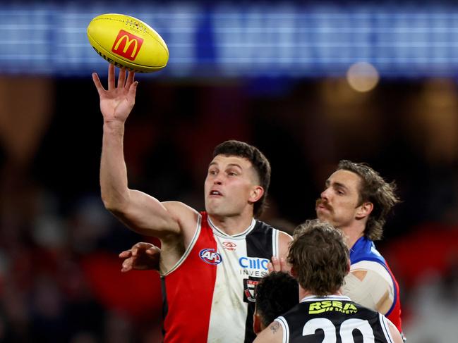 Rowan Marshall of the Saints competes in the ruck during the round 21 AFL match. Picture: Josh Chadwick/AFL Photos/via Getty Images.