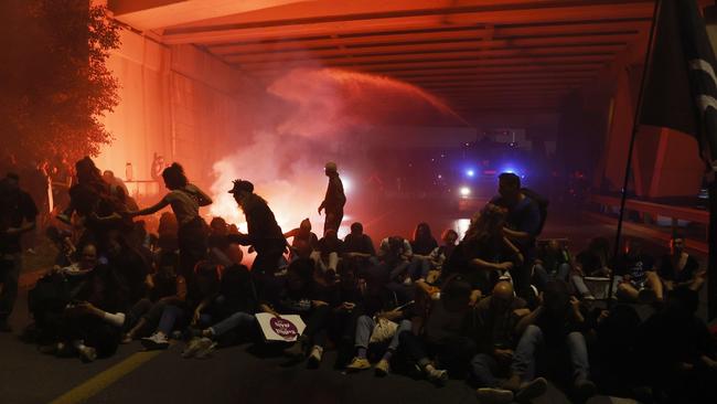 Protesters clash with Police as anti-government protests are stepped up in Takem, Jerusalem. Picture: Getty Images.