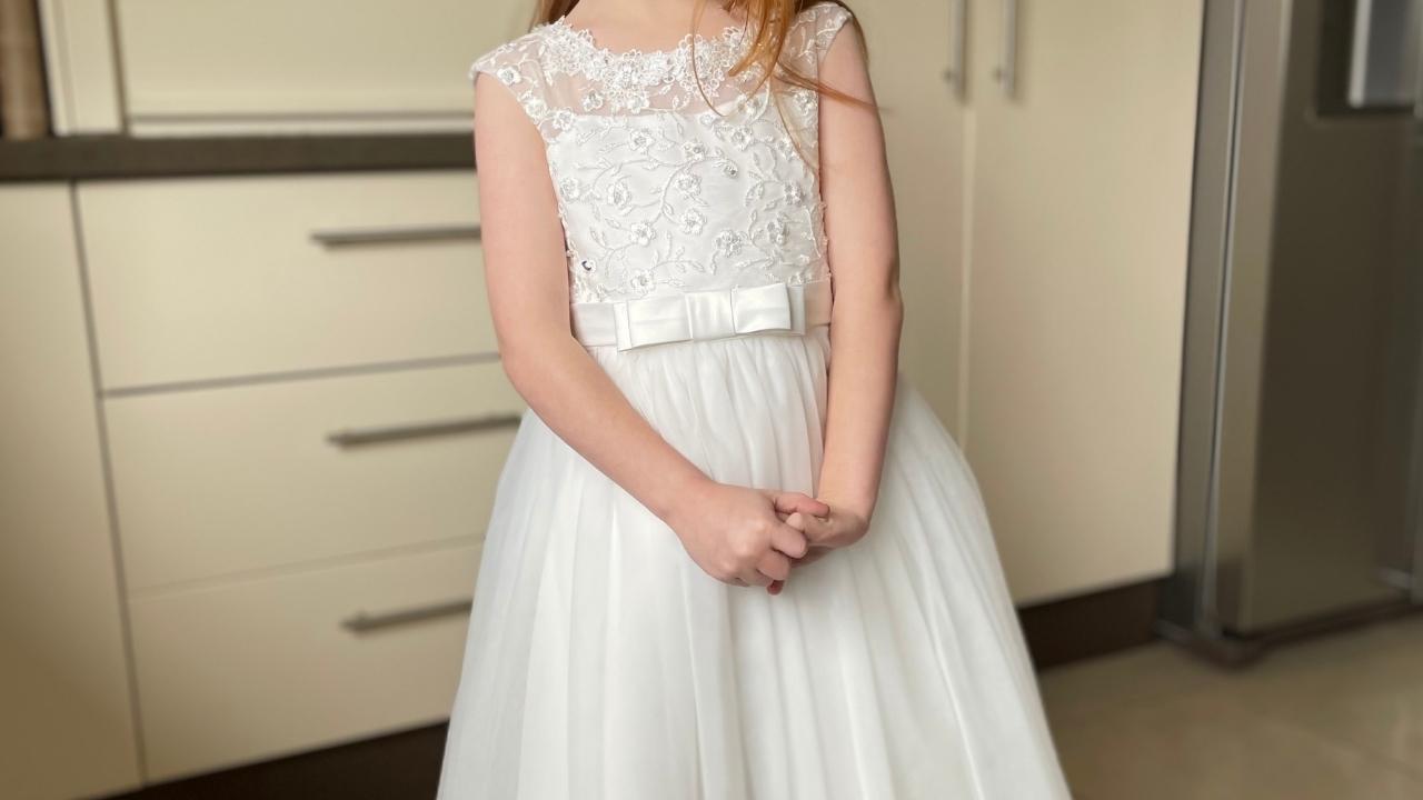 Can kids wear 2025 white to a wedding