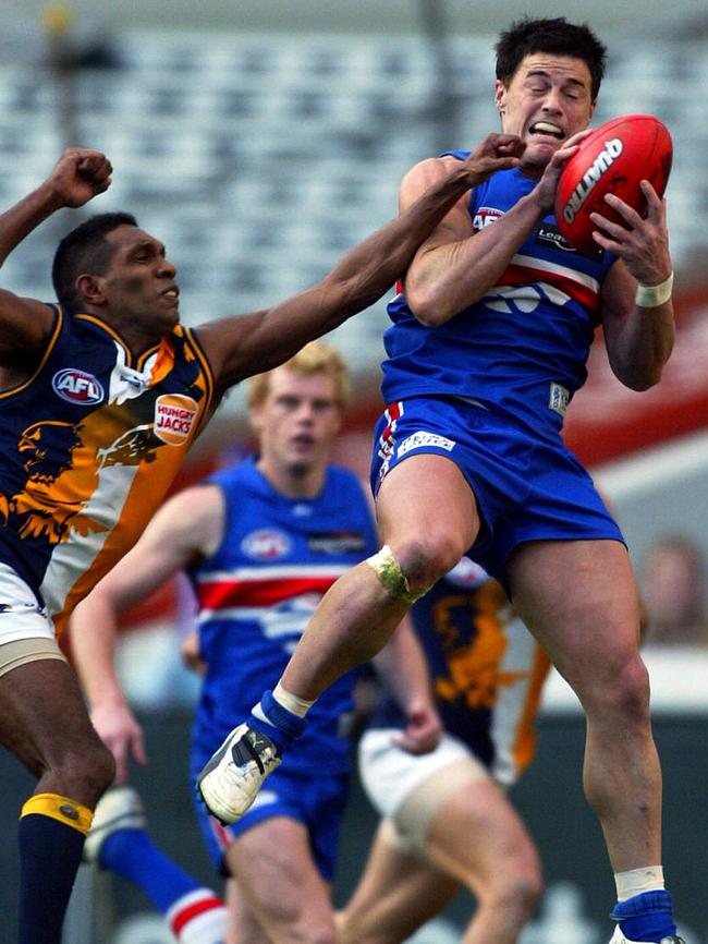 Robbins takes a hit from a David Wirrpunda attempted punch in 2005.