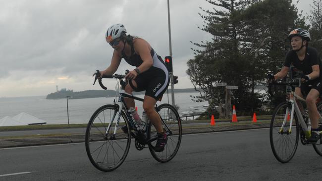 Action from the sprint event at the 2023 Mooloolaba Triathlon.