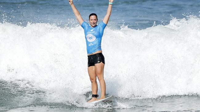 Tyler Wright’s Rio win puts her in equal first place on the leaderboard with fellow Aussie Stehpanie Gilmore. Pic: AAP Image/World Surf League, Damien Poullenot