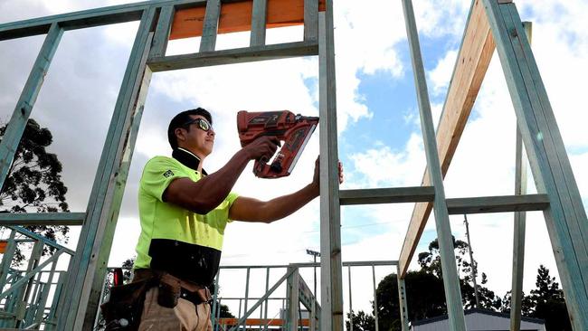 Sole trader Cliff Hayward at work in the Lismore region which has seen significant housing expansion. Photo Marc Stapelberg / The Northern Star. Picture: Marc Stapelberg