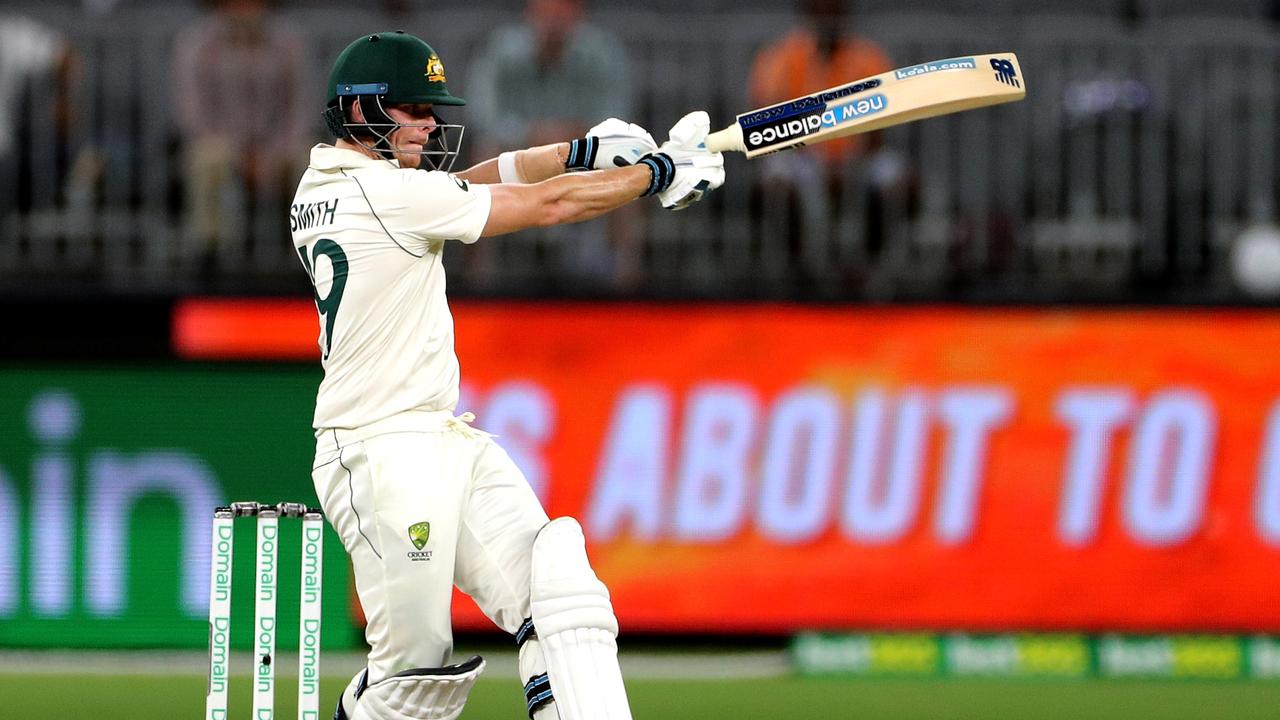 Steve Smith was one of several Australian players to fall for the short ball trap.