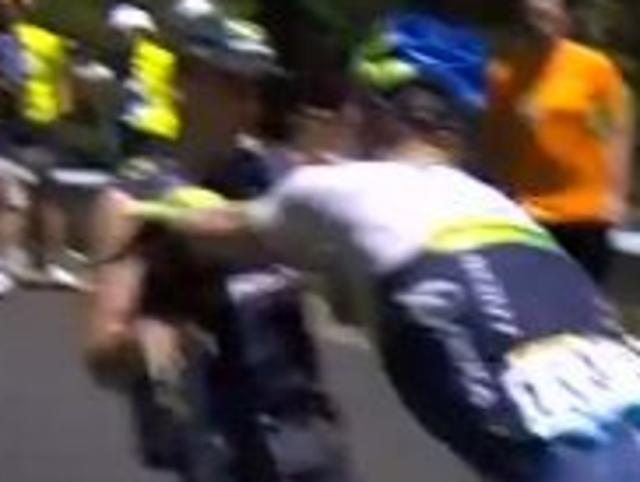 VIDEO: Aussie in Tour scuffle