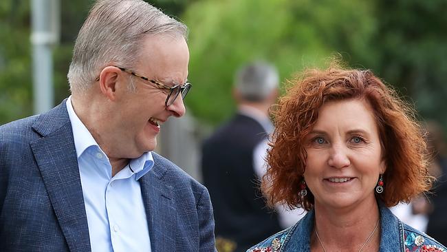 MELBOURNE, AUSTRALIA - NCA NewsWire Photos MARCH 02, 2024 : Prime Minister Anthony Albanese and his fiancee Jodie Haydon greet Labor candidate Jodie Belyea at Derinya Primary School in Frankston South, on polling day for the Federal seat of Dunkley. Picture: NCA NewsWire / Ian Currie