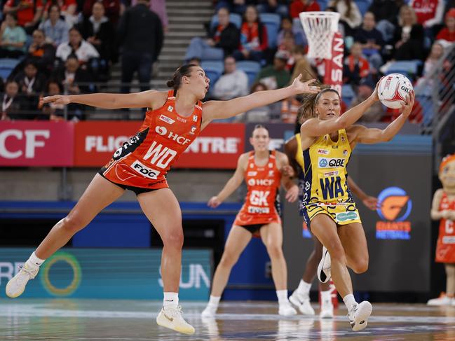 Verity Simmons started in the Swifts midcourt. Picture: Darrian Traynor/Getty Images