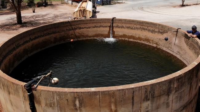 Litres for the Land Picture: Toby Zerna