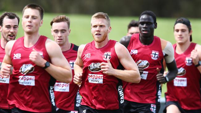 Will new Saint Dan Hannebery, centre, recapture his All-Australian form in 2019?