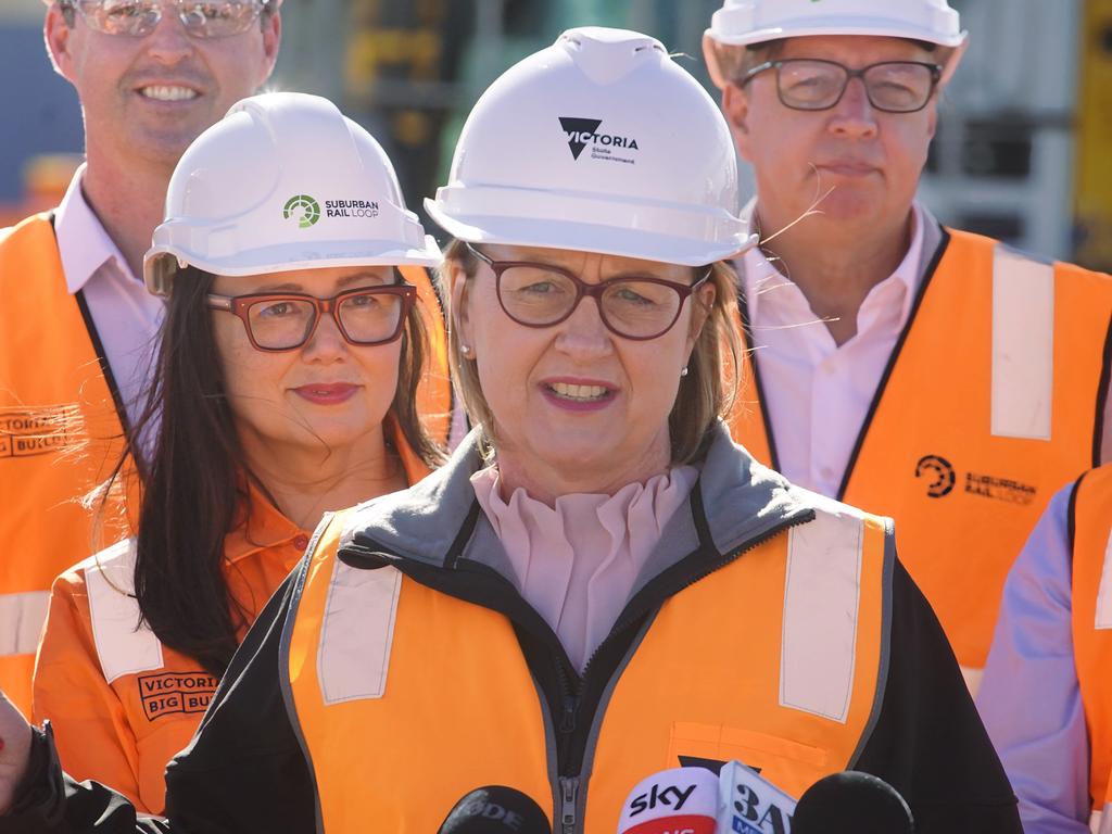 MELBOURNE AUSTRALIA - NewsWire Photos MAY 15 2025: Premier Jacinta Allan and Suburban Rail Loop Minister Harriet Shing are give a press conference at the SRL Clarinda construction site.Picture: NewsWire / Luis Enrique Ascui