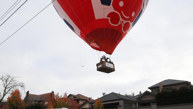 Coming down safely. Picture: Alex Coppel