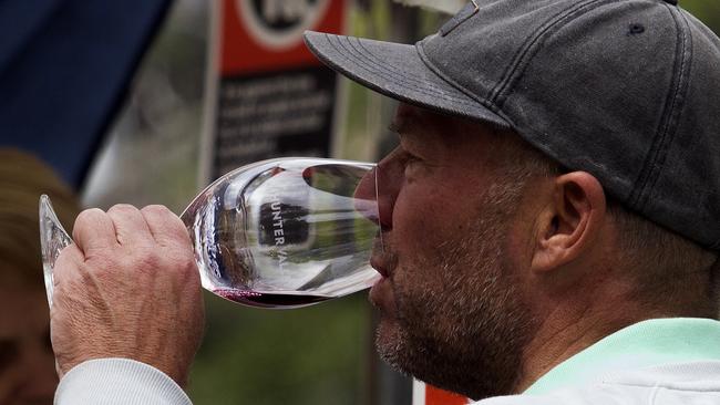 Hunter Valley wine and tourism industry is suffering from a coronavirus, drought, bushfires, smoke. (AAP Image/Annika Enderborg)