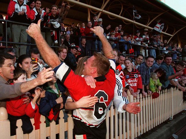 Greg Florimo farewelling fans at North Sydney Oval.