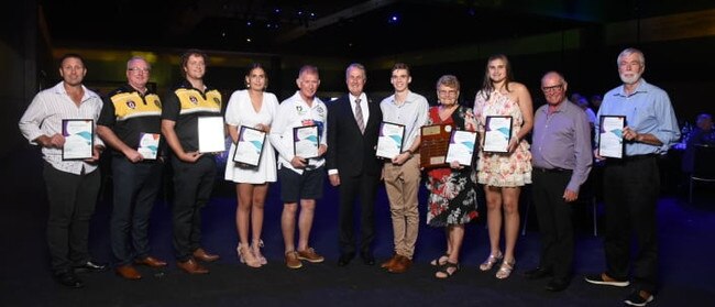 The 2022 Australia Day winners with Mayor Greg Williamson at Mackay Regional Council's 2022 awards dinner.