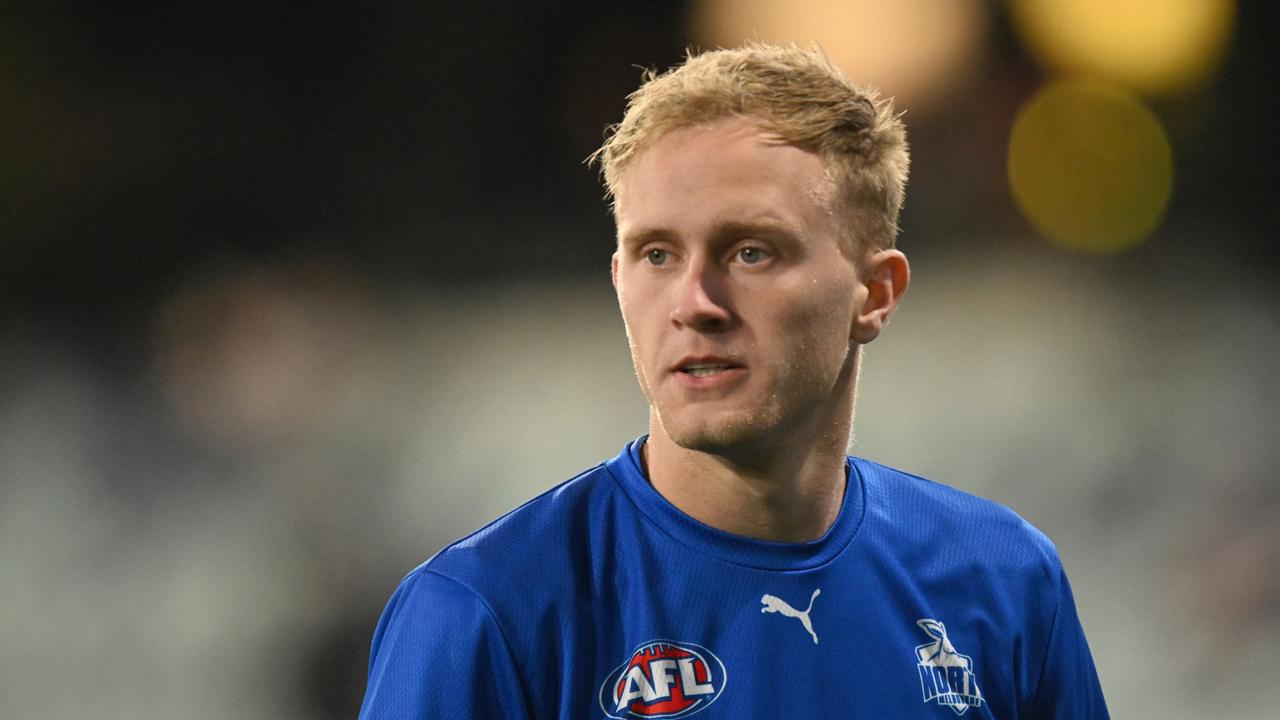 North Melbourne Kangaroos v Collingwood Magpies, Jaidyn Stephenson, trade, actual physical typical, physique dimensions, Ross Lyon, Kane Cornes, defensive initiatives, criticism, requirements