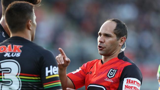 Referee Ashley Klein under pressure at Penrith last Sunday. Picture: Brett Costello