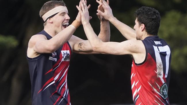 EFL Division 2 2023 footy: Waverley Blues v Boronia. M. Perry (Waverley). Picture: Valeriu Campan