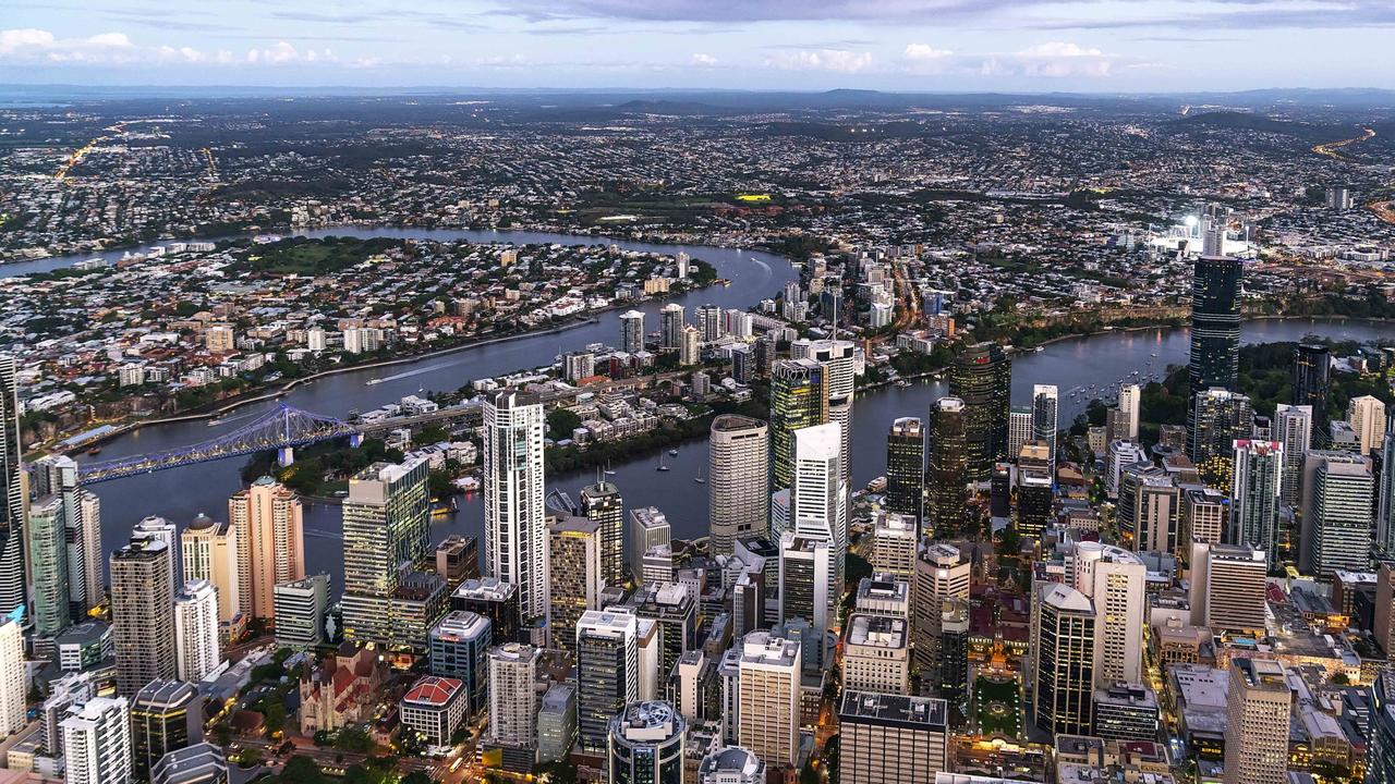 An aerial of the Brisbane CBD.