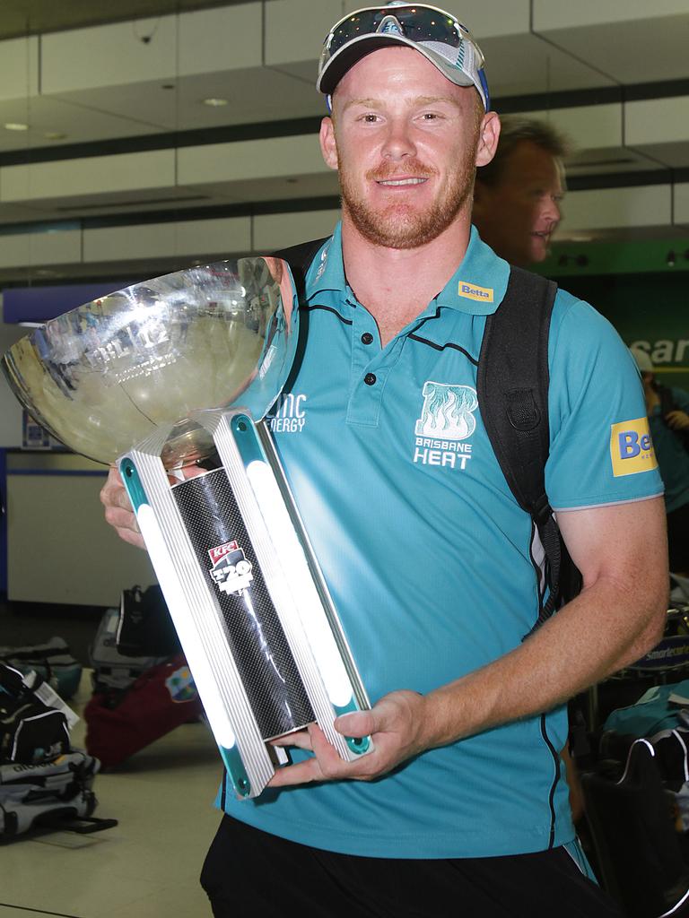 Chris Sabburg with the BBL trophy. Picture: Marc Robertson.