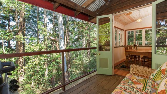 Turkey's Nest Rainforest Cottages.