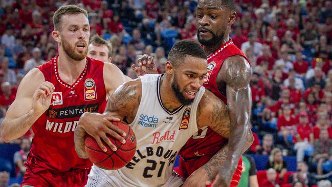 Shawn Long in action for Melbourne United against the Wildcats on Saturday night. Picture: AAP