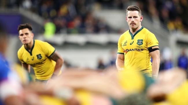 SYDNEY, AUSTRALIA - SEPTEMBER 07: Matt Toomua and Bernard Foley of the Wallabies watches on as a scrum packs during the International Test match between the Australian Wallabies and Manu Samoa at Bankwest Stadium on September 07, 2019 in Sydney, Australia. (Photo by Mark Kolbe/Getty Images)