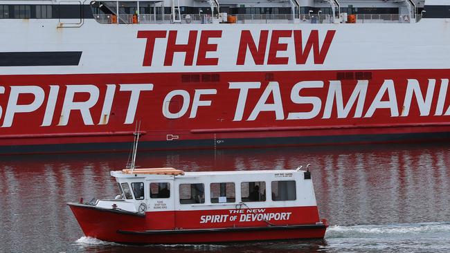 The New Spirit of Devonport crosses the Mersey River