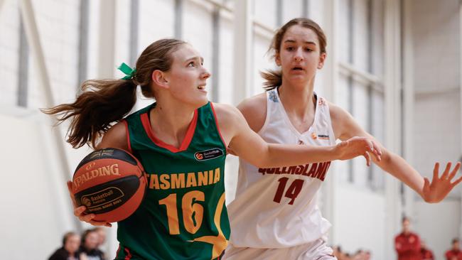 Tasmania's Andie Smith in action at the Basketball Australia Under-16 National Championships in 2023. Picture: Mike Farnell