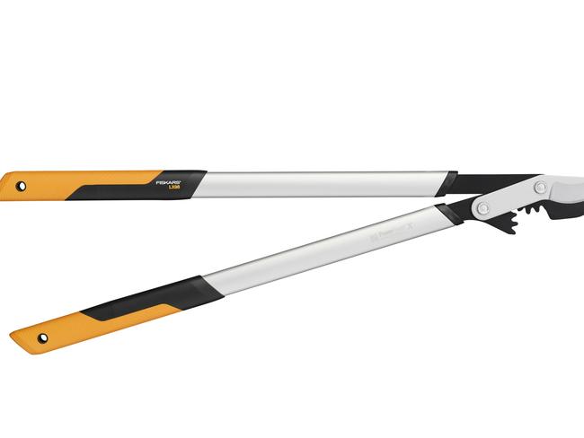 Fiskars’ PowerGear X Large Bypass Lopper