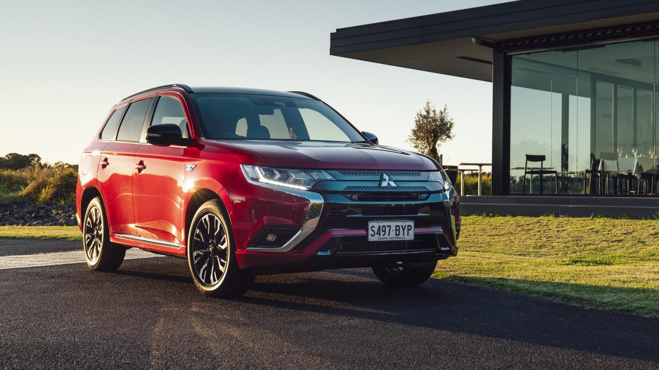 2020 Mitsubishi Outlander PHEV Review