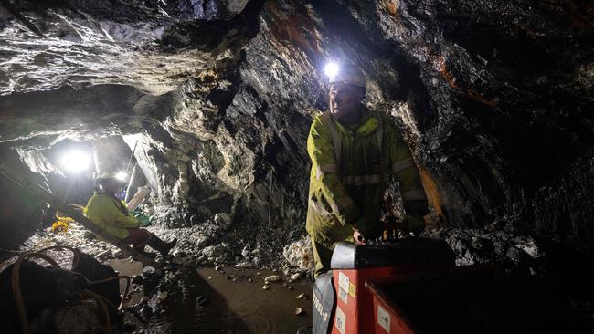 The rewards from successfully picking the right gold miner to invest in can be many times greater than through a risk-limiting ETF. Picture: AFP