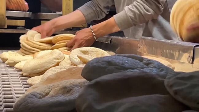 Aid brings a Gaza bakery back to life | The Chronicle