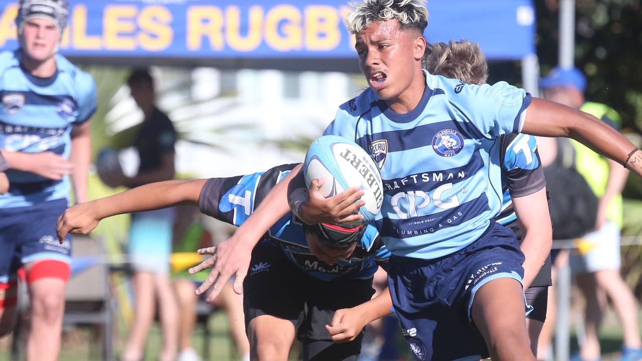 Day two of the King of the Country Rugby Union competition.
Final between Helensvale Hogs (blue stripes) and Far North Coast.
Lyric Poto.
8 April 2023 Southport Picture by Richard Gosling