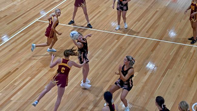 U17 Latrobe Valley v Goulburn. Picture: Andy Brownbill