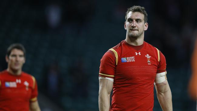 Sam Warburton has been ruled out for about six weeks because of a left knee injury.