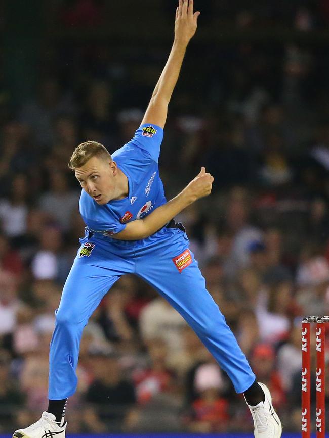 Billy Stanlake fires one down against the Melbourne Renegades. Picture: Mike Owen (Getty Images)