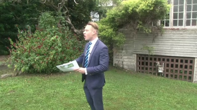 Replay: Brisbane house auction - 30 Ludlow St, Gaythorne - Christian Hamilton