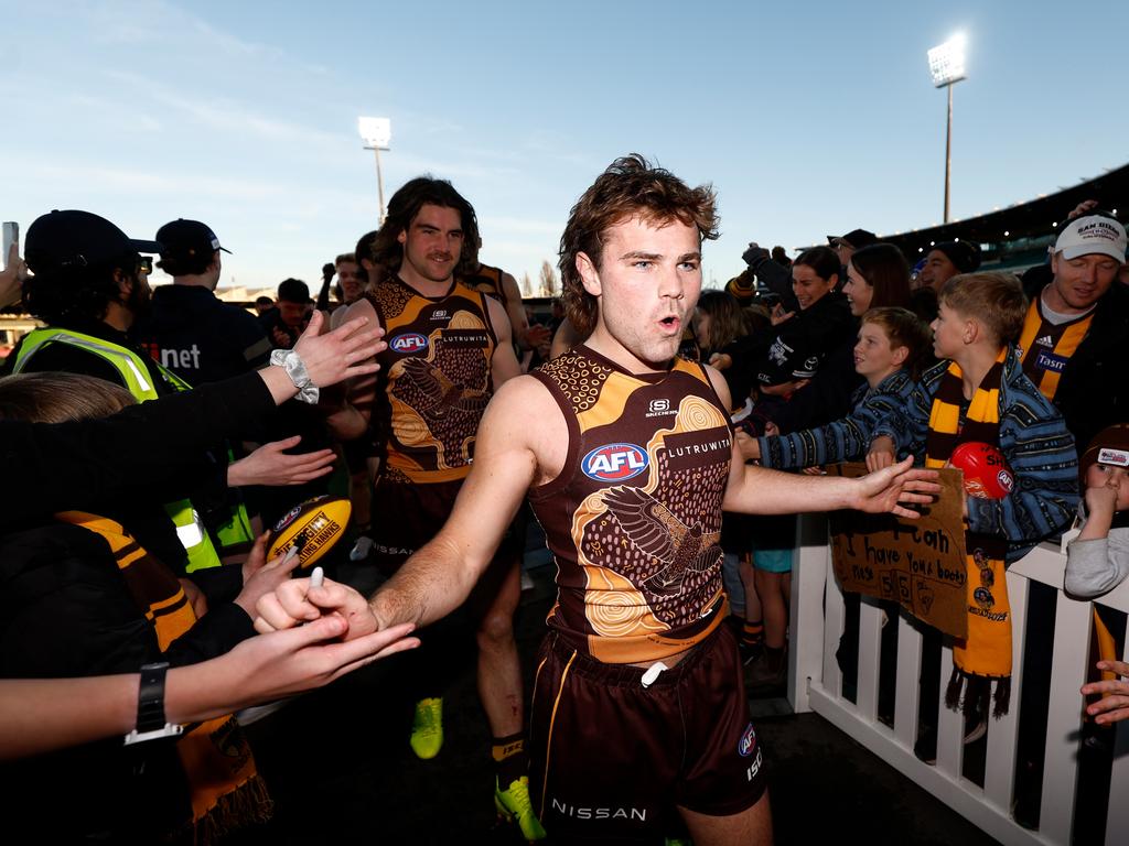 LAUNCESTON, AUSTRALIA – JULY 13: Nick Watson of the Hawks celebrates during the 2024 AFL Round 18 match between the Hawthorn Hawks and the Fremantle Dockers at the UTAS Stadium on July 13, 2024 in Launceston, Australia. (Photo by Michael Willson/AFL Photos via Getty Images)